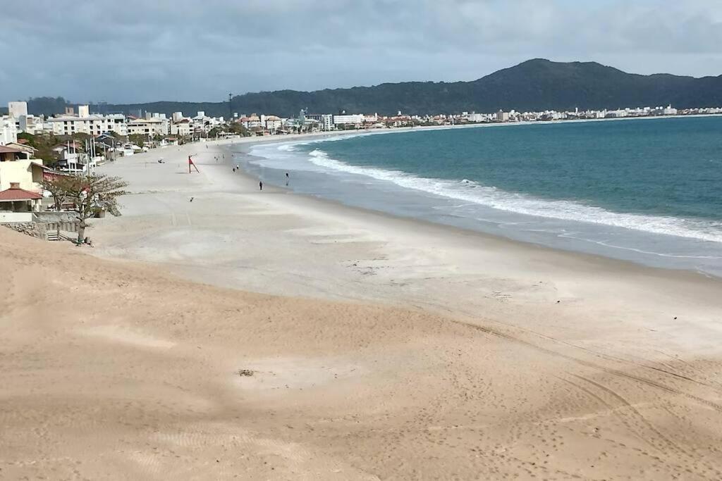 Apartamento A 200M Da Praia Ingleses, Predio Com Piscina Florianópolis Exteriör bild